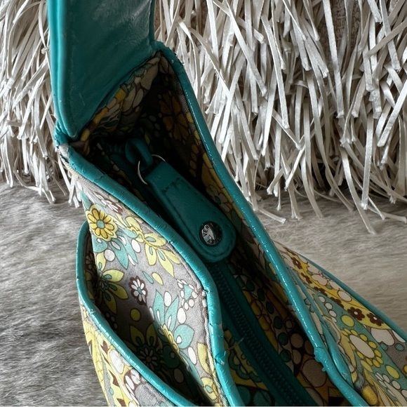 VERA BRADLEY Lemon Parfait Hobo Bag Frill Yellow Turquoise Paisley 2011 Floral - Picture 4 of 12